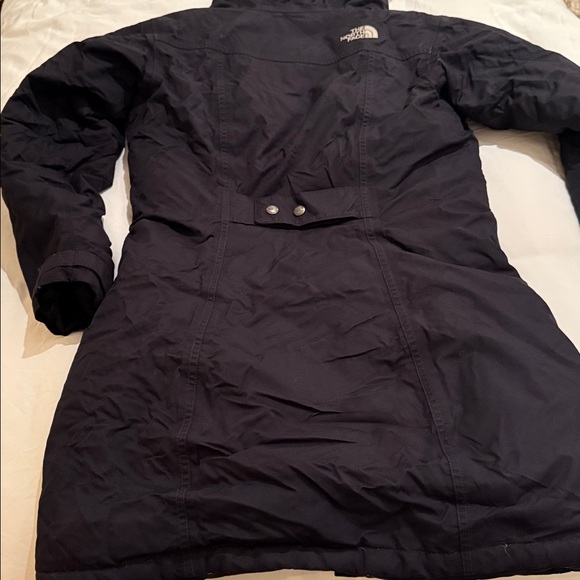 The North Face Parka Puffer Jacket - Picture 9 of 11